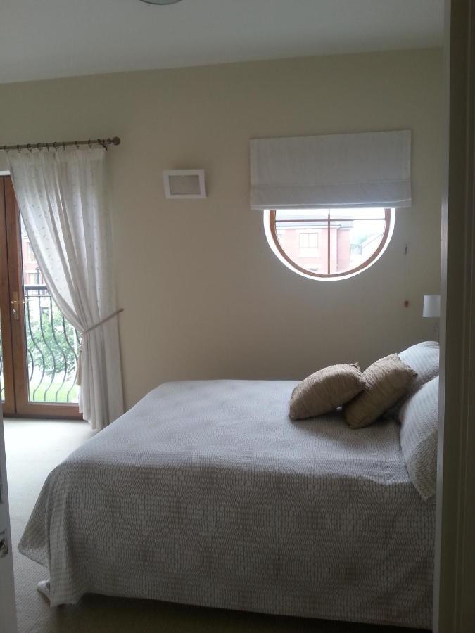 Banbridge Townhouse Apartment ภายนอก รูปภาพ